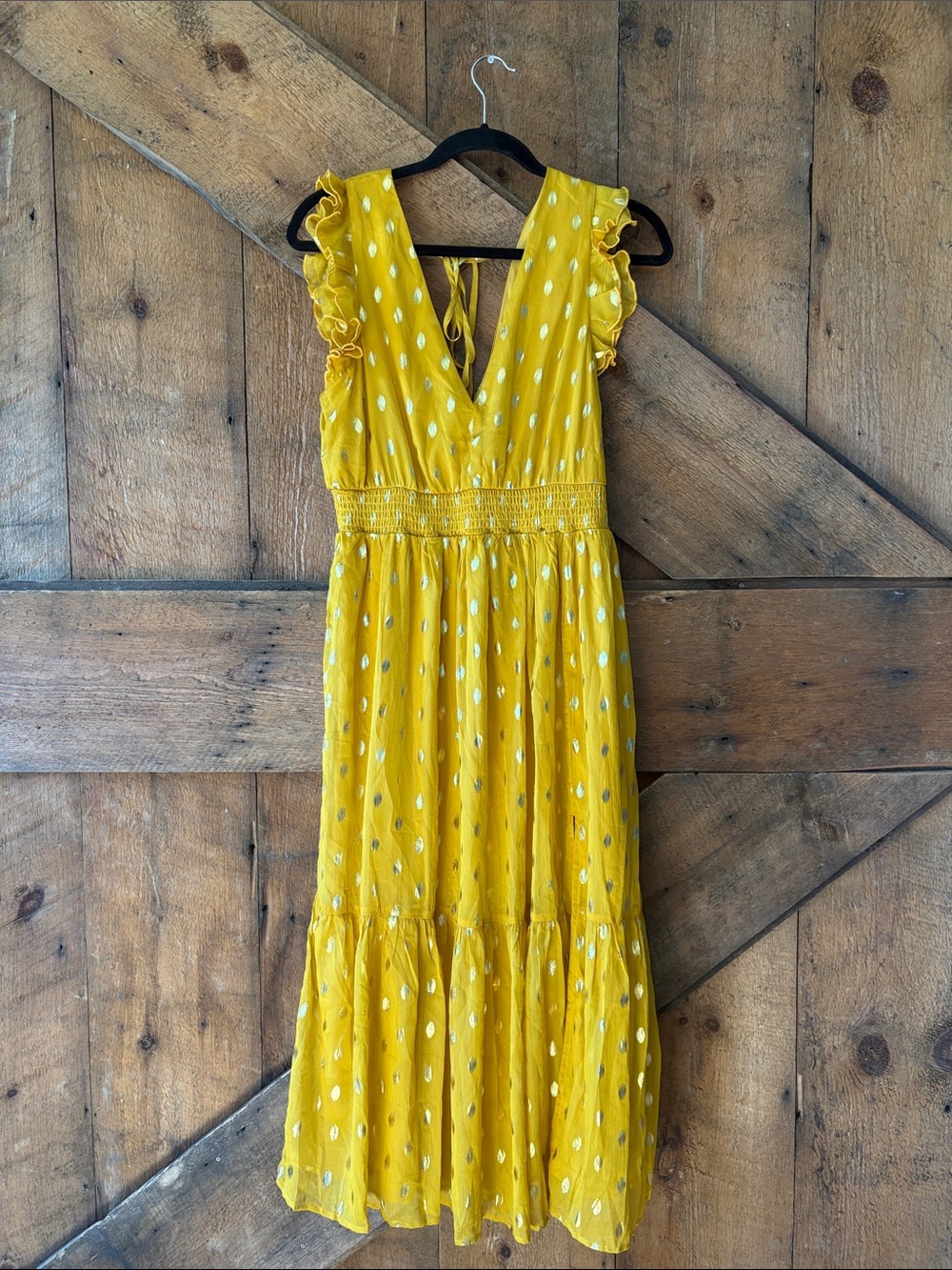 Lulus Mustard Yellow Gold‎ Foil Dot Maxi Dress Smocked V-Neck Flutter Sleeve M